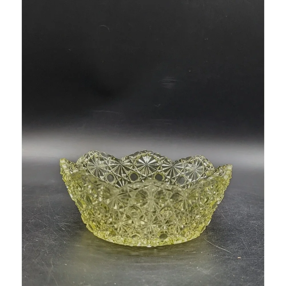 Vintage Vaseline Uranium Glass Bowl Daisy and Button Scalloped EAPG UV Reactive